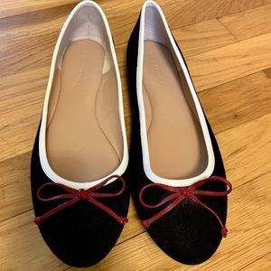 Black velvet ballet flats